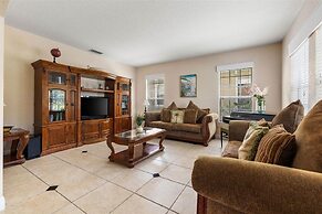 Large Villa - Close to Disney With Extended Patio and Golf Course View