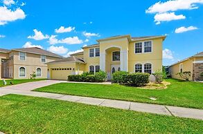 Large Villa - Close to Disney With Extended Patio and Golf Course View