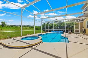 Large Villa - Close to Disney With Extended Patio and Golf Course View