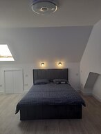 Remarkable 3-bed Apartment in London