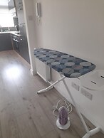 Second Av Flat 4, Hendon London