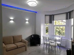 Second Av Flat 4, Hendon London