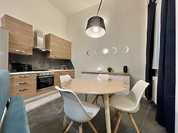 Happy Family Apartments Luna