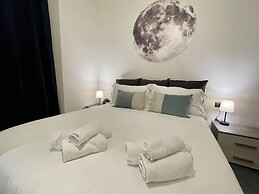 Happy Family Apartments Luna