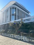 FOUR HILLS HOTEL