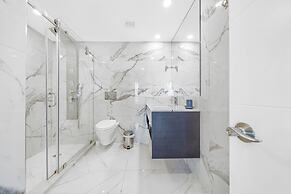 Modern Apartments Biscayne Bay