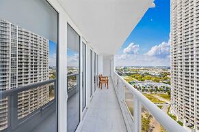Modern Apartments Biscayne Bay