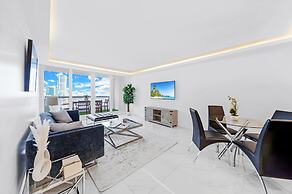 Modern Apartments Biscayne Bay