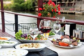 Ağva Tias Shelale Otel