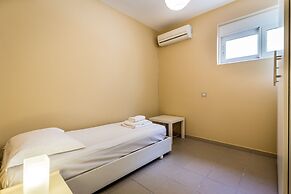 Analisa Luxury Villa