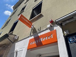 easyHotel Zurich Main Station