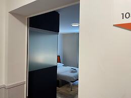 easyHotel Zurich Main Station