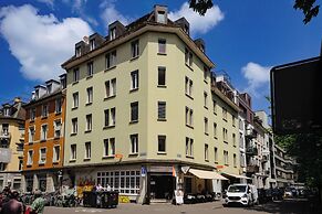 easyHotel Zurich City Main Station