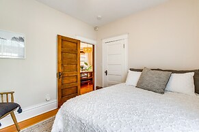 4 Mi to Downtown Denver: Washington Park Hideaway!