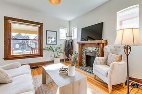 4 Mi to Downtown Denver: Washington Park Hideaway!