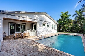 Pet-friendly Retreat in Stuart w/ Saltwater Pool!