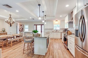 Pet-friendly Retreat in Stuart w/ Saltwater Pool!