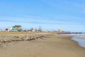 Renovated Ocean City Retreat - Walk to Beach!