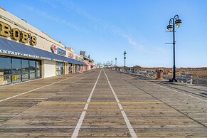 Renovated Ocean City Retreat - Walk to Beach!
