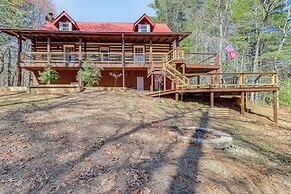 Dog-friendly Hiawassee Cabin w/ Decks & Fire Pit!