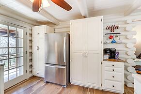 Dog-friendly Hiawassee Cabin w/ Decks & Fire Pit!