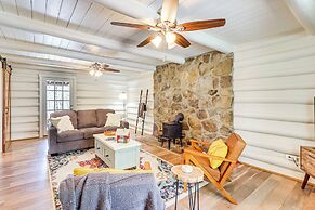 Dog-friendly Hiawassee Cabin w/ Decks & Fire Pit!