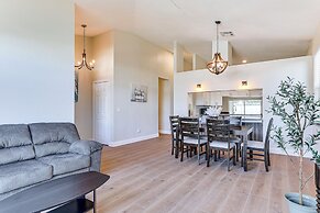 Valrico Home w/ Yard ~ 14 Mi to Downtown Tampa