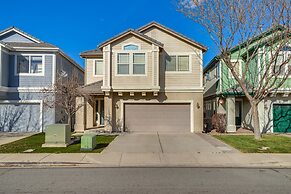 Sparks Home w/ Lake Access, 5 Mi to Downtown Reno!