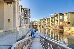 Sparks Home w/ Lake Access, 5 Mi to Downtown Reno!