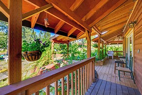 Cozy Kenai Abode w/ Private Deck: 5 Mi to Ocean!