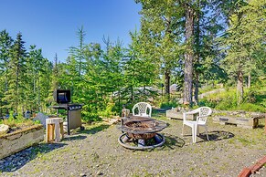 Cozy Kenai Abode w/ Private Deck: 5 Mi to Ocean!