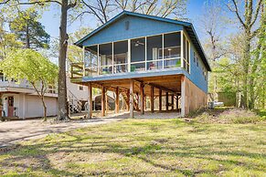 Hawkins Vacation Rental w/ On-site Lake Access!