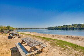 Hawkins Vacation Rental w/ On-site Lake Access!