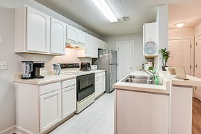 Murrells Inlet Condo w/ Pool Access, Near Beach!