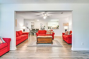 Murrells Inlet Condo w/ Pool Access, Near Beach!