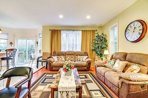 Pet-friendly Tobyhanna Escape Near Hiking & Skiing