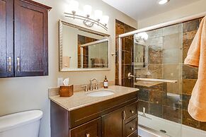 Downtown Frisco Townhome ~ 1 Mi to Lake Dillon!