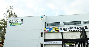 Dash Forwaves Hotel