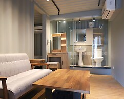 Dash Forwaves Hotel
