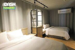 Dash Forwaves Hotel