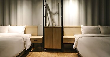 Dash Forwaves Hotel