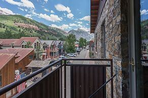 River Club 303 3 Bedroom Condo by Alpine Lodging Telluride
