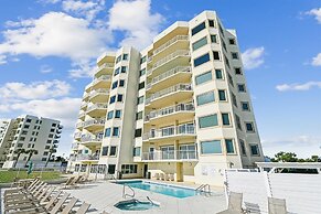 Waterview Towers 732 3 Bedroom Condo by RedAwning