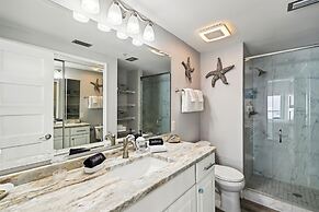 Waterview Towers 732 3 Bedroom Condo by RedAwning