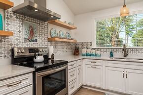 Las Brisas -131 Bienville 3 Bedroom Home by RedAwning