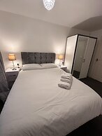 Captivating 2-bed Apartment in West Bromwich