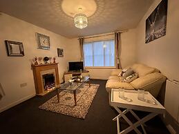 Captivating 2-bed Apartment in West Bromwich