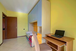 Montebello Apartment