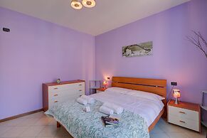 Montebello Apartment