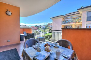 Montebello Apartment